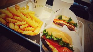 バンズが残念…