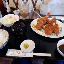 定食（エビフライ、とんかつ、ささみかつ）