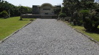 沖縄戦でなくなられた郵便、電信、電話なとに従事していた方々の御霊を祀る