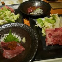 馬刺しに信州牛、みゆきポーク