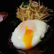 絶品！極タルタルハンバーグ　必ず岩塩で食せ！