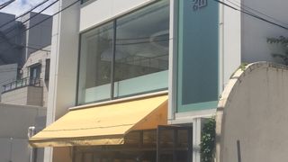 今は行列せず午後でも購入できるクロナッツ