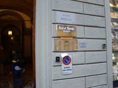 ファースト オブ フローレンス 写真