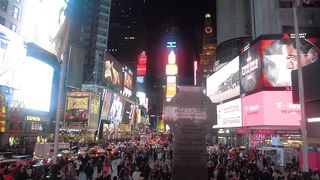 ゴールデンウィークのタイムズスクエア