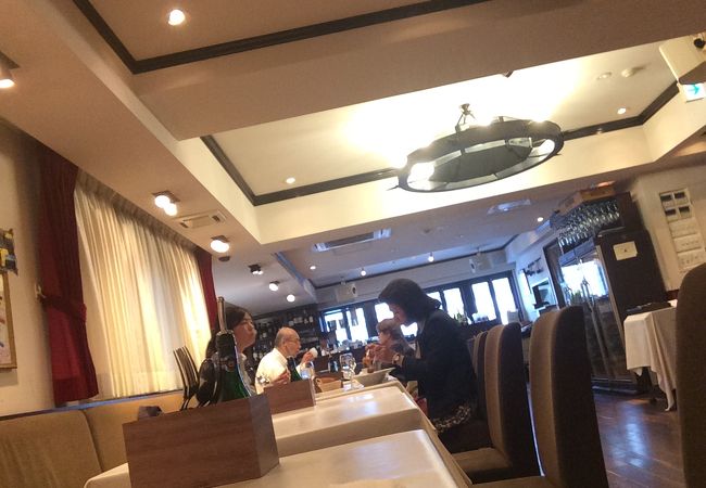 非常においしいイタ飯屋