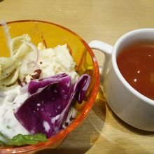 サラダとスープ