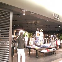 アズールバイマウジー (神戸ハーバーランドumie店)