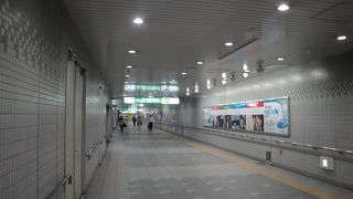 地下鉄乗り換えはこちらが便利