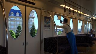 かわいくて清潔なディズニーリゾートライン