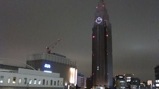 間接照明が欲しいところです