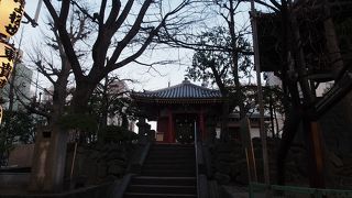 浅草寺境内にあります