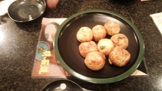 たこ焼きと明石焼きの両方が楽しめます