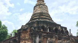 シーサッチャナライと合わせての観光