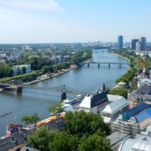 マイン川の流れ（塔の上から）