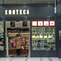ワインショップ エノテカ アミュプラザ博多店