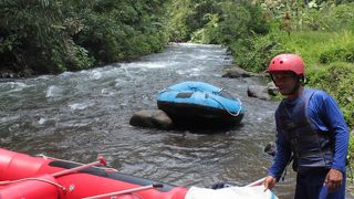 ローカル価格でラフティング