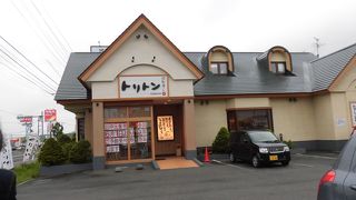 アクセルが悪いから観光客は少ないです