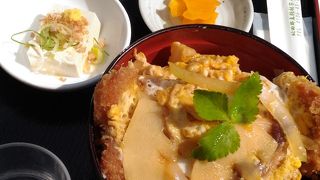 食堂の味はすごい