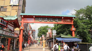 浅草の洒落た通り