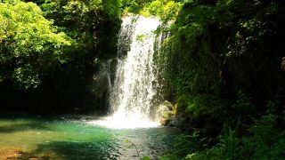 鮎帰りの滝