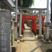 大宮区役所の隣にひっそりと佇む神社です