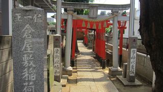 大宮区役所の隣にひっそりと佇む神社です
