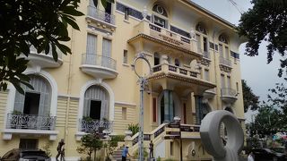 味わい深い建物