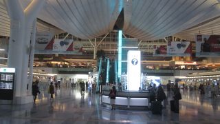 春の羽田空港 国際線旅客ターミナル