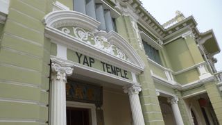 暮らしの中の小さなお寺