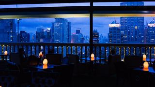 ザ スピークイージー