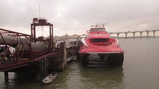 １５分に１本は運航