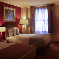 クラシックな雰囲気の客室