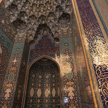 壁の装飾も素敵だ