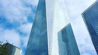 テロの跡地へ。