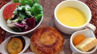 神戸牛ミートパイのランチセット