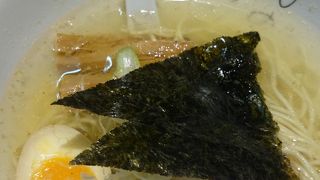 絶品塩ラーメン