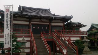 境内はきれいに整備されています