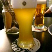 丸の内のテラスでのめるビールは格別