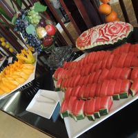 フルーツカービングが高級ホテル並み