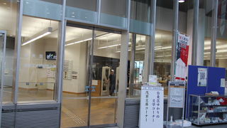 池波正太郎先生の書斎の復元もあり