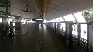 乗り心地はあまり良くないです…