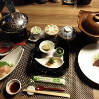 夕食は和会席、牛タンを初めて食べました