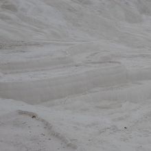 真っ白い石灰棚