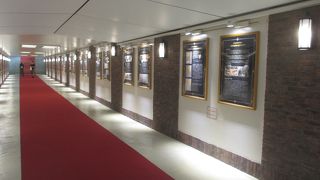 開館時間は不規則なようなのでご注意下さい