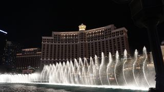 15分おきの噴水ショー