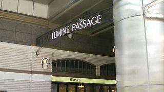 池袋駅まで通り抜けられるので暑い日や雨の日に便利