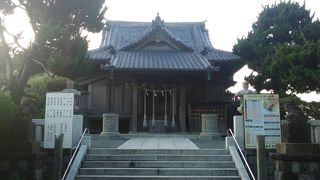 夕陽が美しい神社