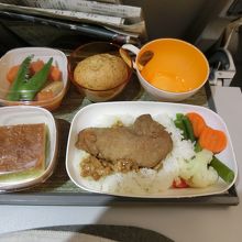 1回目の機内食