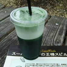 スピルリナのスムージー（ヘビー）450円