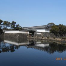大手門橋と大手門